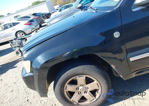 2006 Jeep Grand Cherokee Overland z USA, uszkodzony, nr VIN 1J8HR68286C256968